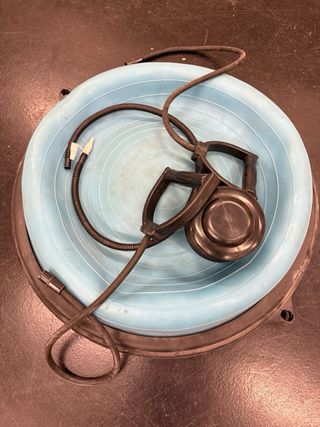 Bosu Balance Trainer Azul , necesita limpieza