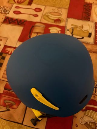 Casco esquí/snowboard niño azul y amarillo