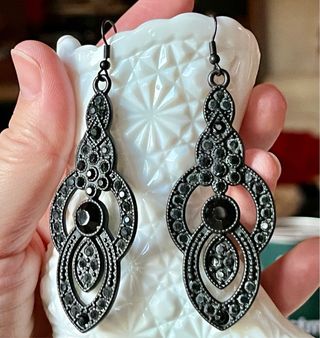 Pendientes vintage negros tipo flamenco