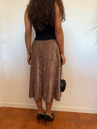 Saia em veludo plissado castanho e dourado