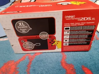 Scatola Nintendo 2DS XL Poké Ball Pokémon