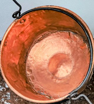 Caldera antigua de cobre