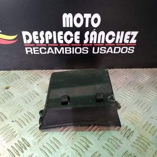 TAPA DE BATERIA APRILIA GULLIVER 50