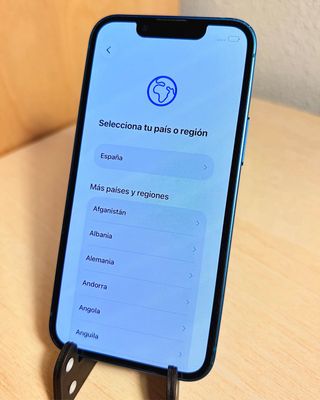 iPhone 13 Mini (128GB, Azul) + Regalo | Leer desc.