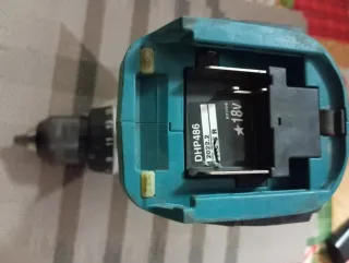 Taladro Percutor Makita DHP486 18V