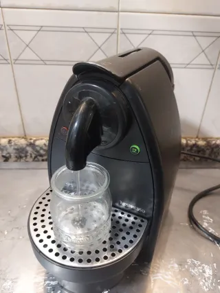 Lote cocina: 2 cafeteras + 1 robot vapor