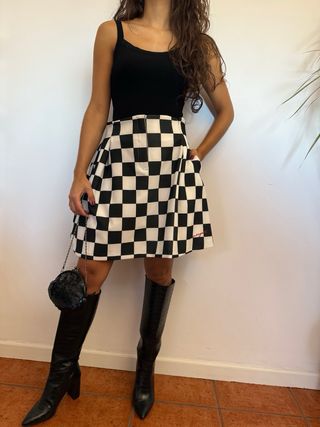 Saia Mangata xadrez preta e branca Tamanho S