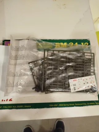 Maqueta ICM BM-24-12 1/72