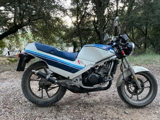 Suzuki RG 125 . 2 tienpos
