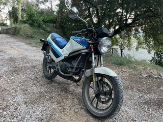 Suzuki RG 125 . 2 tienpos