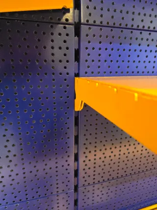 Estanterías metálicas para negocio