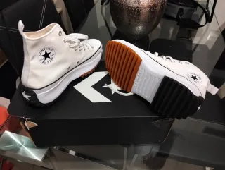 Converse Chuck Taylor Blancas Talla 46.5