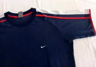CAMISETA NIKE DE HOMBRE, MANGA CORTA.