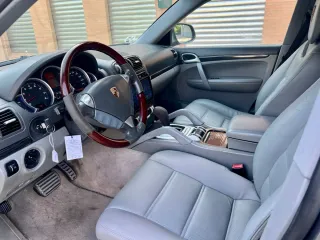 Porsche Cayenne 2006