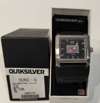 Reloj Quiksilver Negro y Plateado