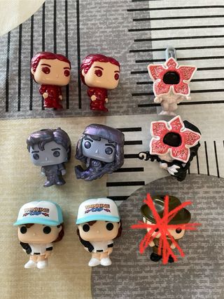 LOTE Figuritas Funko Stranger Things Kinder Joy