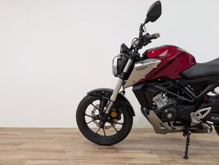 HONDA CB125R 2018