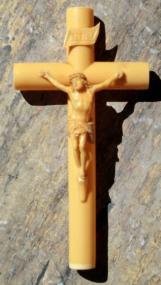 CRUCIFIJO CELULOIDE CRISTO CRUZ ARTE RELIGIOSO.113