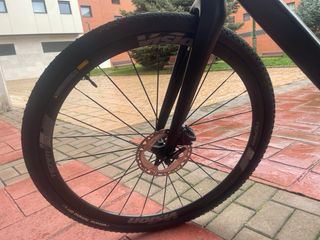 Bicicleta Gravel Whistle Negra