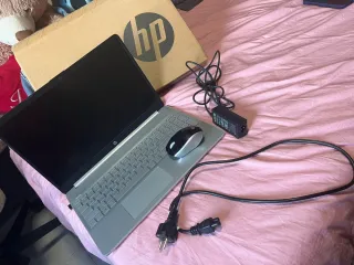 Portátil HP 15s-fq005Ons Plata