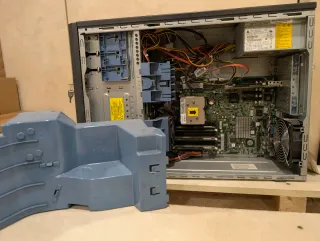 Servidor HP Proliant ML330 G6