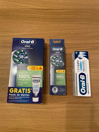 Oral-B Pro Cross Action Pack 4uds + Pasta Dientes