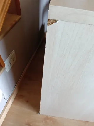 Escritorio madera abedul con cajonera