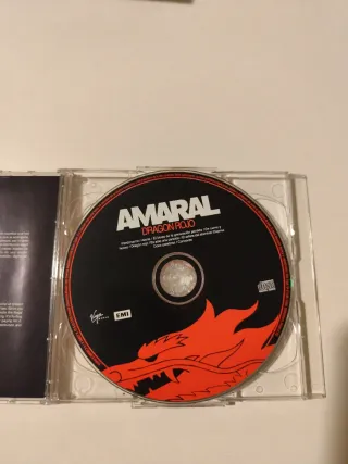 CD Amaral Gato Negro Dragón Rojo