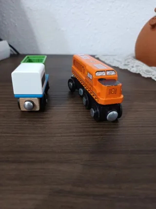 Locomotora imantada IKEA