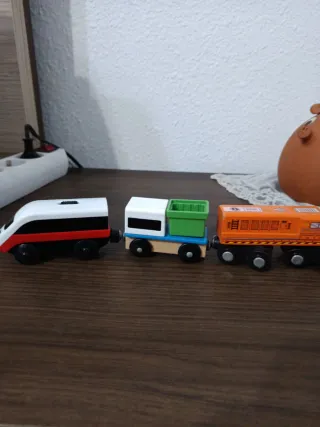 Locomotora imantada IKEA