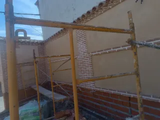 Albañil .Trabajo y dominio