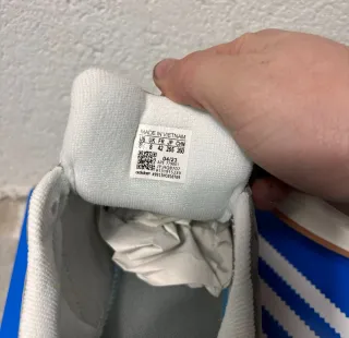 Adidas Campus Gris y Blanco