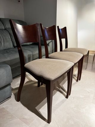 Conjunto de 6 Sillas Comedor Tapizadas.