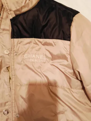 Chaqueta Chanel Beige y Negra