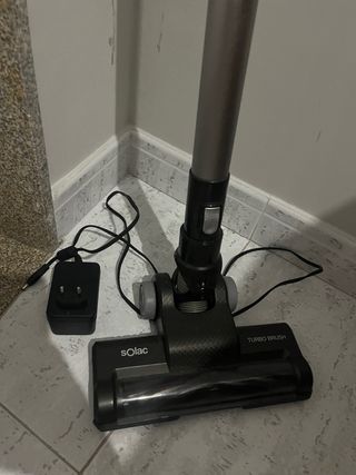 Aspiradora Escoba Solac Turbo brush 24V
