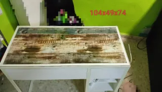 Vendita urgente per chiusura! Scrivania in legno e metallo