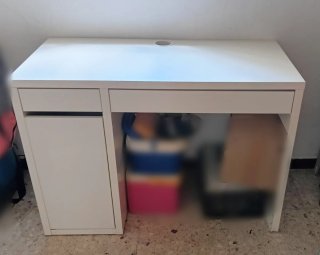 Vendita urgente per chiusura! Scrivania in legno e metallo