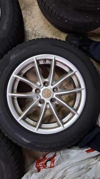 Juego 4 llantas Bmw y neumaticos Pirelli de nieve
