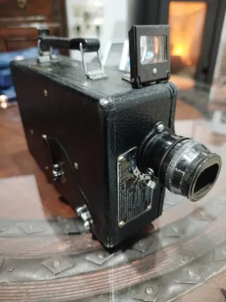 Cámara de cine antigua