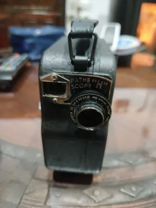 Cámara de cine antigua