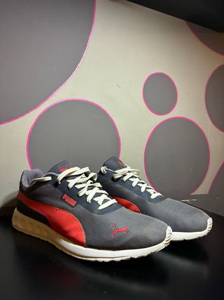 Scarpe da ginnastica Puma blu e rosse taglia 44
