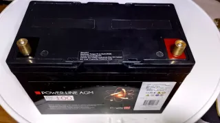 Batería AGM 100Ah 12V Coche/Caravana