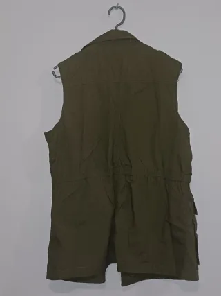Chaleco verde militar mujer