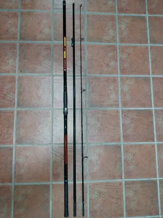 Conjunto pesca surfcasting caña, carrete y soporte