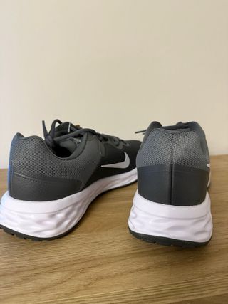 Scarpe Nike Uomo Taglia 44 Grigio Bianco