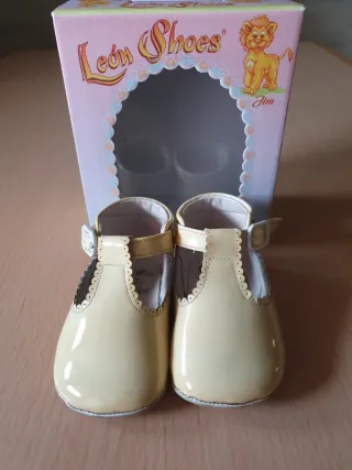 Traje Bautizo/Ceremonia Bebé Blanco y Beige