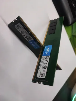2x Crucial 4GB DDR4 2133MHz RAM