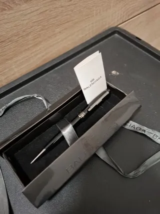 Bolígrafo y portaminas Balenciaga
