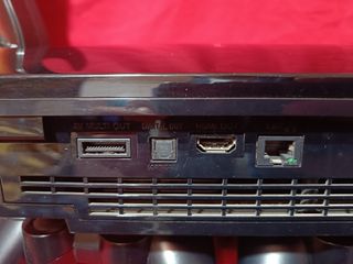 Consola PS3 + Guitarra + Mandos