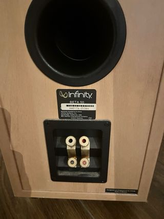 Altavoces Infinity Beta 50